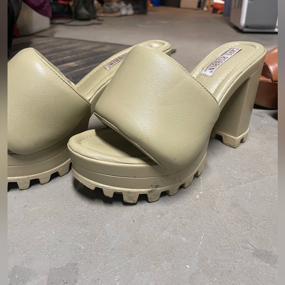 Cape Robbin Puffy Green Heels